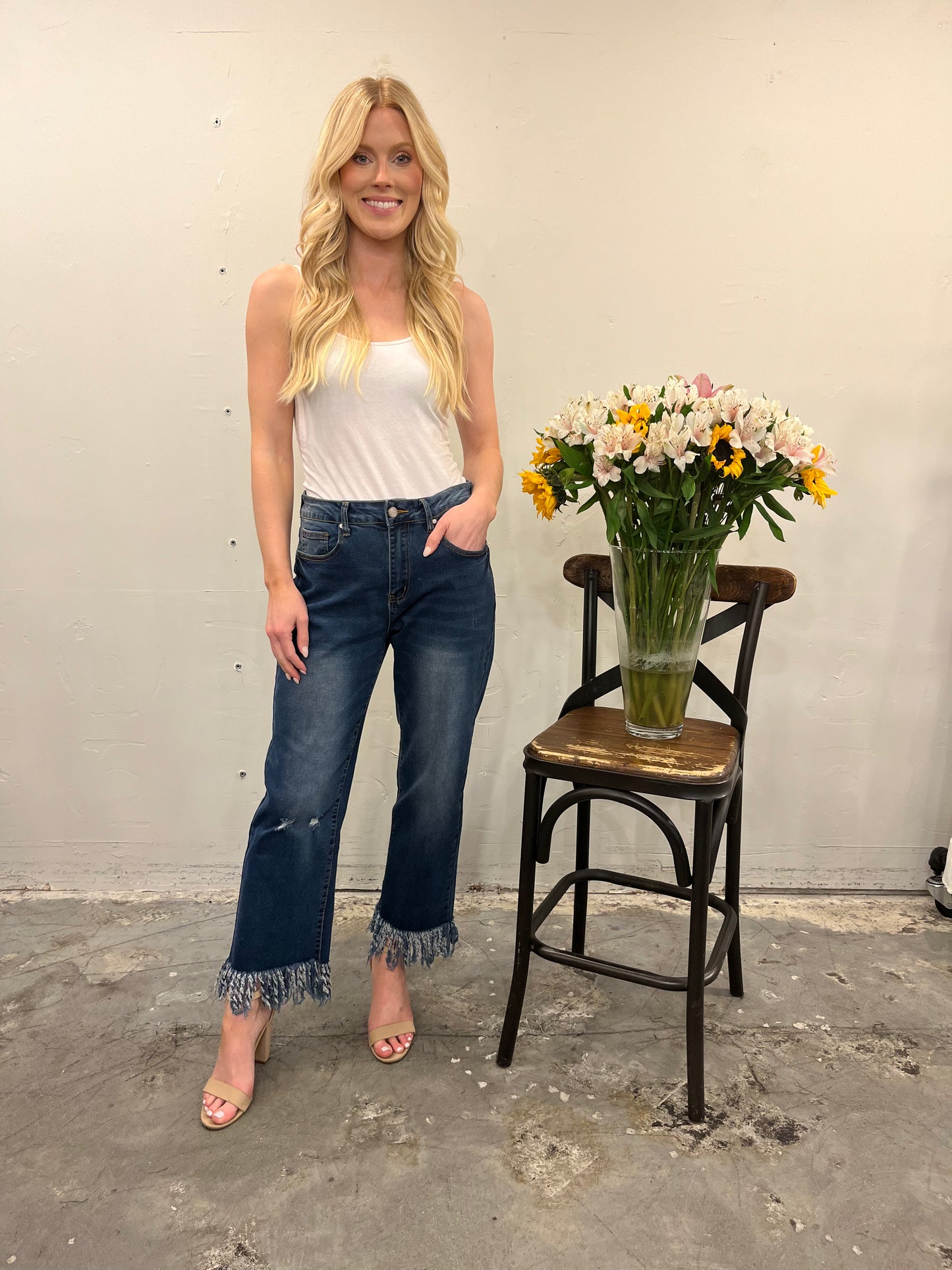 Frayed Bottom Stretch Jeans