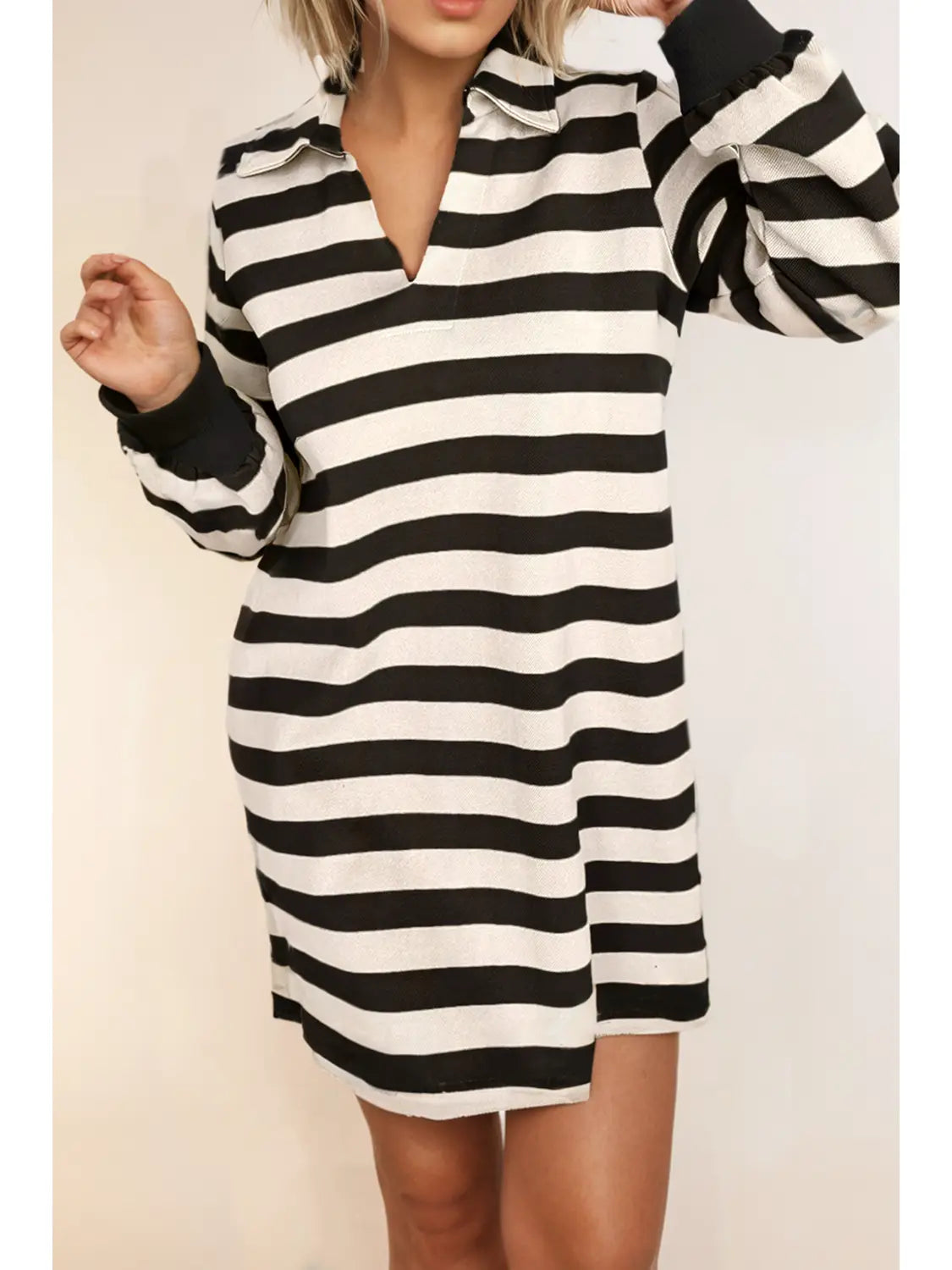 Black Stripe Knit Collar Dress
