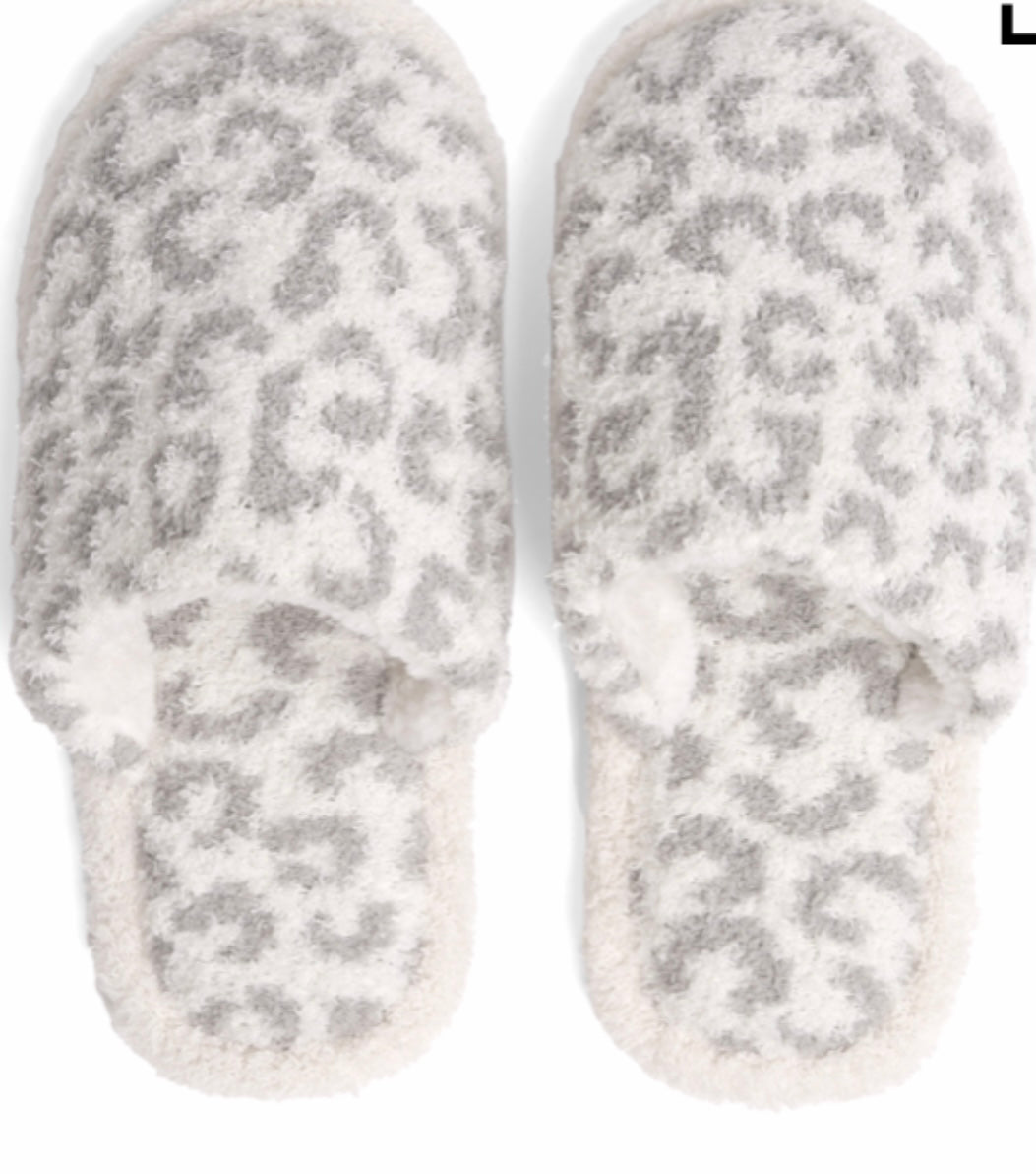 Comfy Luxe Gray Animal Print Slippers