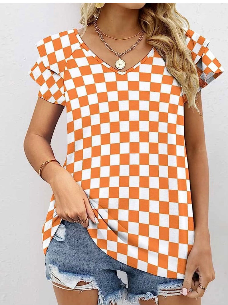 Curvy Checkerboard Ruffle Sleeve Top
